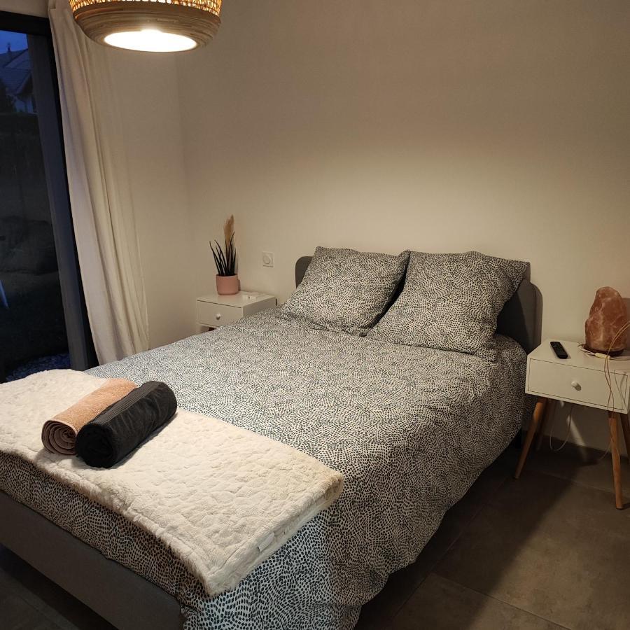 Chambre Au Coeur Des Vignes Myans 外观 照片